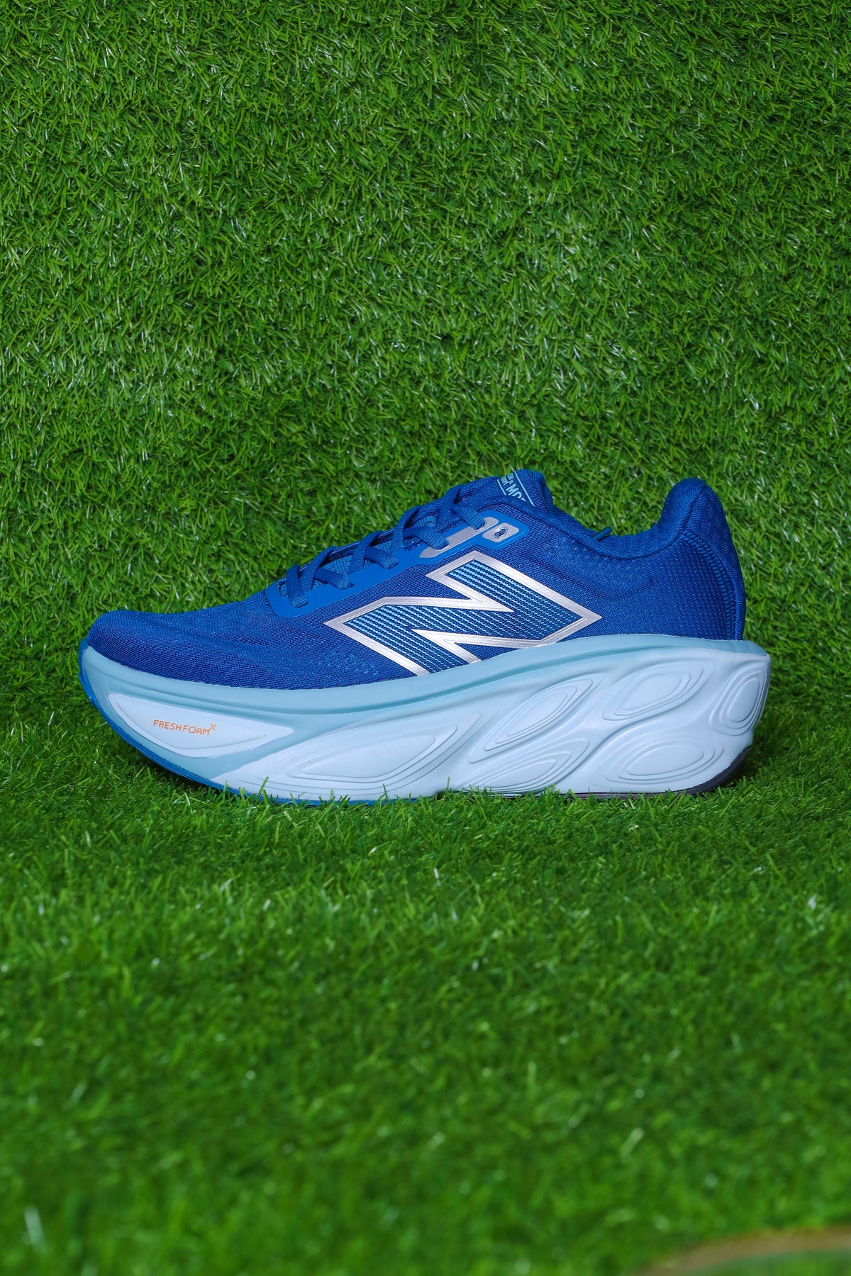 NEW BALANCE FRESHFOAM X