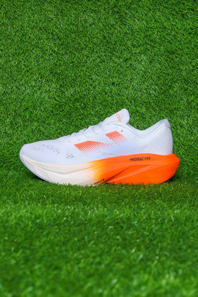 NEWBALANCE SC TRAINER V4