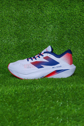 NEWBALANCE SC TRAINER V4