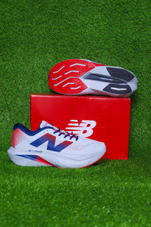 NEWBALANCE SC TRAINER V4