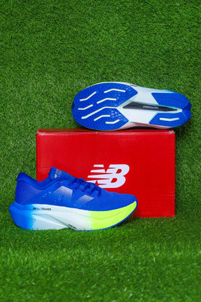 NEWBALANCE SC TRAINER V4