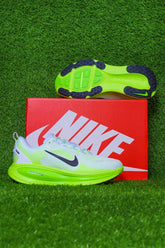 NIKE VOMERO 18