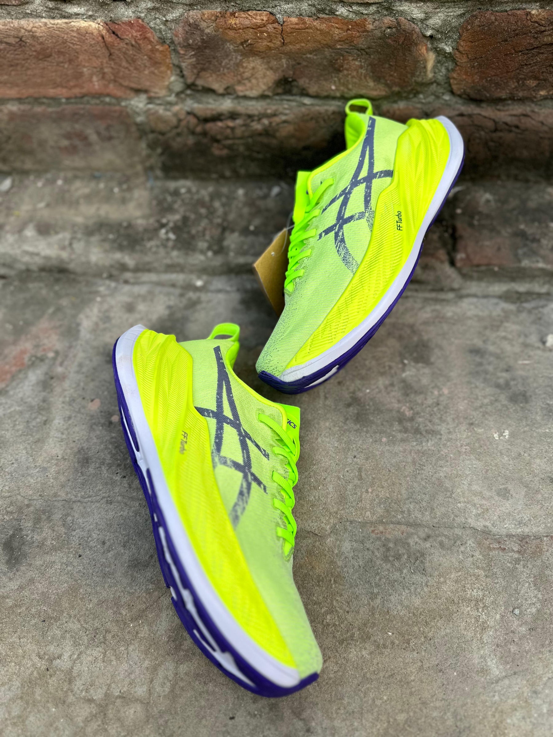 ASICS SUPER BLAST