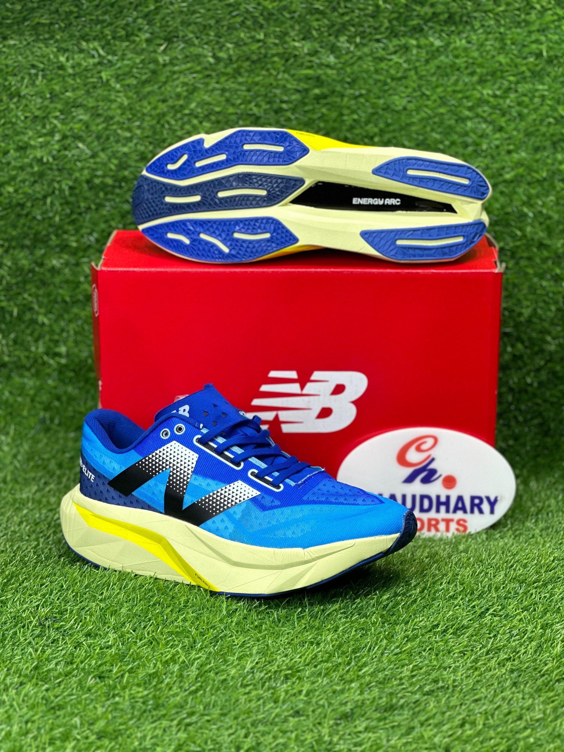 NEWBALANCE REBEL V4